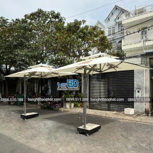 Dù lệch tâm vuông 3 mét không bèo màu trắng kem in logo