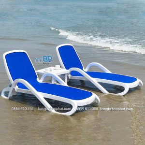 Ghế nằm bãi biển nhựa lưới textilene màu xanh GHBNBP004