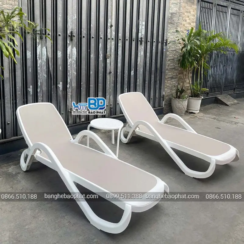 Lưới Textilene Là Gì? Ưu Điểm Và Ứng Dụng 14 Ghế bãi biển từ lưới textilene bền bỉ