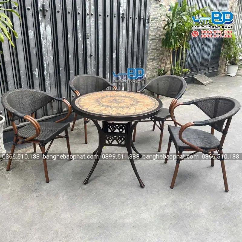 Lưới Textilene Là Gì? Ưu Điểm Và Ứng Dụng 16 Ghế ngồi từ lưới textilene được ứng dụng rộng rãi trong các quán cafe