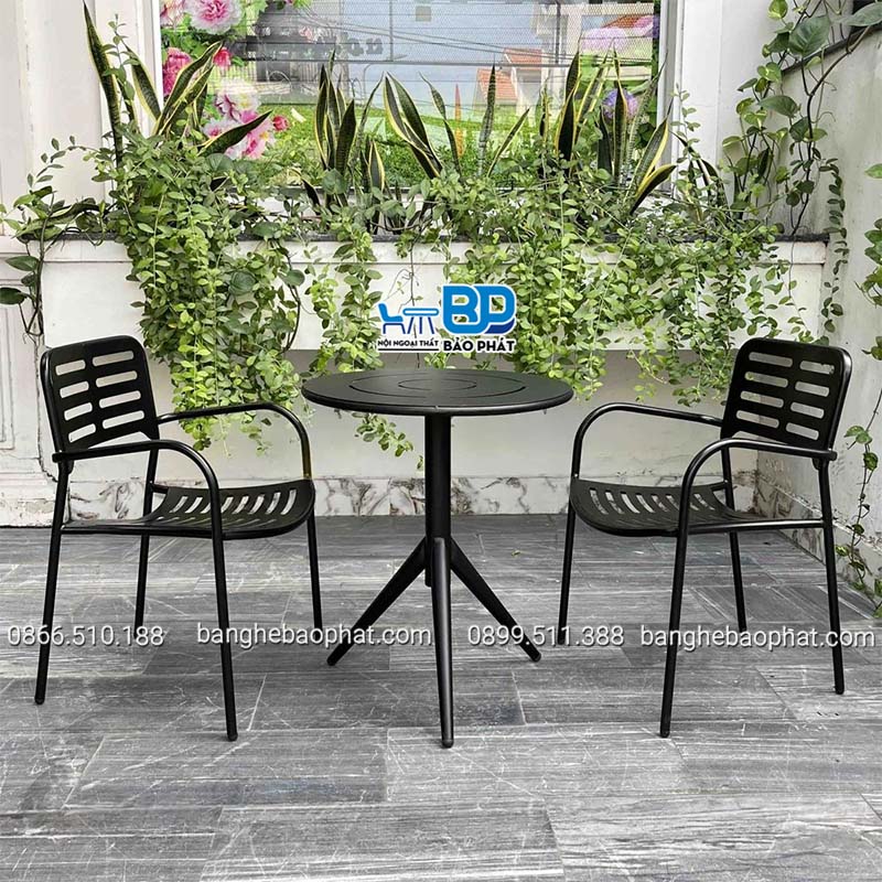 Bộ bàn ghế sắt xương cá sân vườn lưng tựa thoáng mát