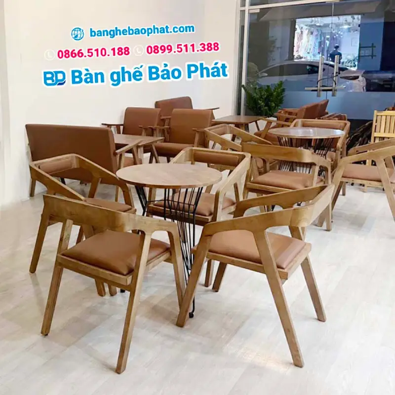 Phong Cách Thiết Kế Nội Thất Nhật Bản (Japandi): Tối Giản, Tinh Tế Và Đầy Cảm Hứng 17 Bàn ghế phong cách thiết kế nội thất Nhật Bản tạo điểm nhấn cho không gian