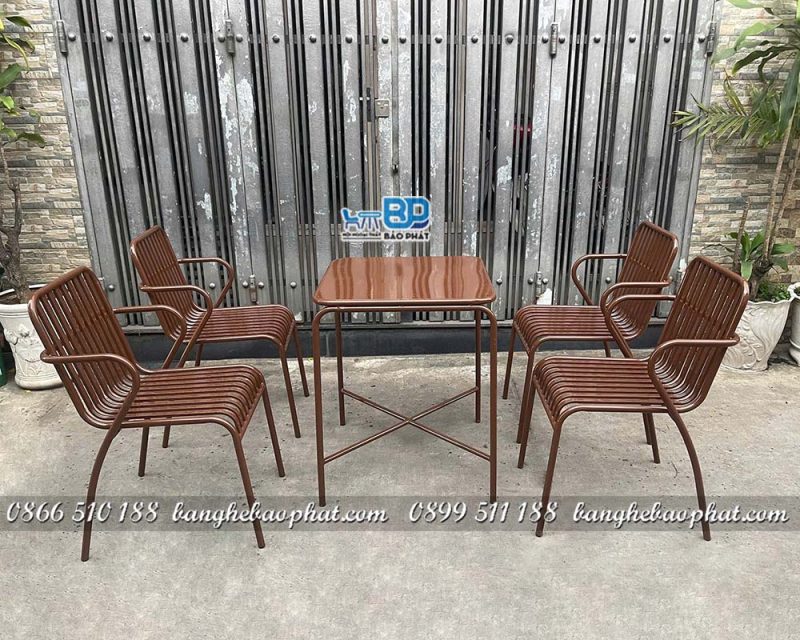 Bàn ghế sắt 1326 chân cong màu nâu