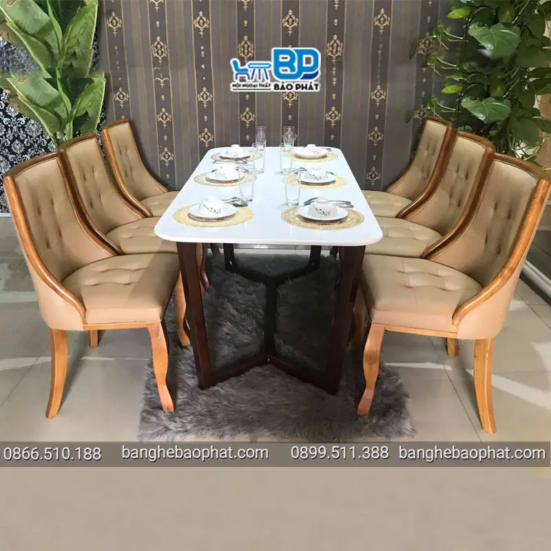 Bộ bàn ăn cổ điển tinh tế, mộc mạc