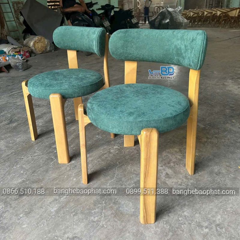 Ghế Granite gỗ Ash bọc nệm xanh