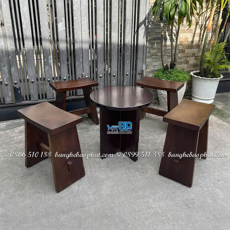 So Sánh Bàn Ghế Cafe Gỗ Cao Su, Gỗ Sồi (Ash) Và Gỗ Thông: Nên Chọn Loại Nào? 9 Bàn ghế cafe gỗ thông trọng lượng nhẹ giá thành rẻ