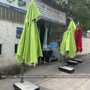 Dù che nắng lệch tâm 2.5 mét màu xanh đọt chuối