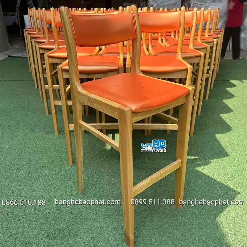 Ghế quầy bar gỗ nệm Bella
