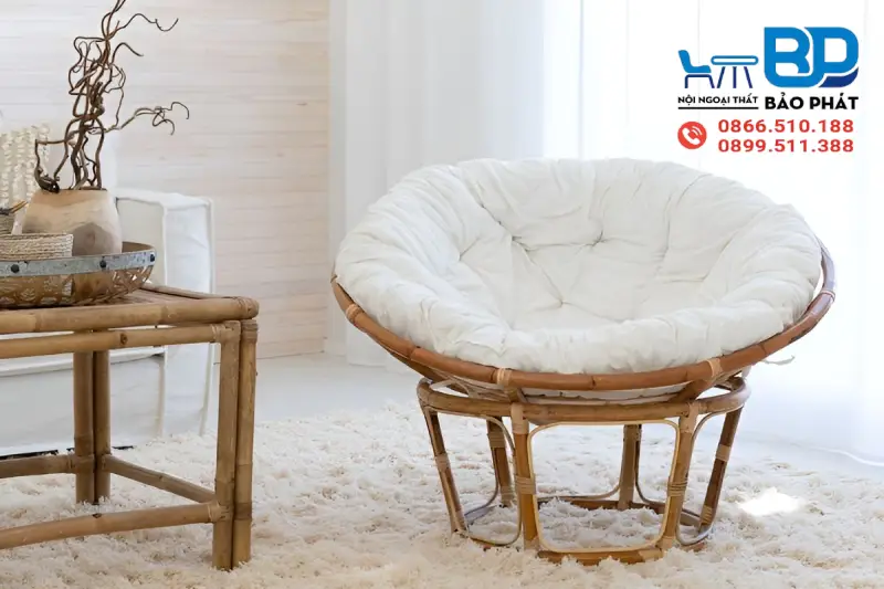 Không gian thêm nổi bật với mẫu ghế thư giãn tròn màu trắng tinh tế