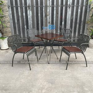 Bộ Bàn Ghế Sắt 1326 Chân Cong Màu Xám Nệm Nâu