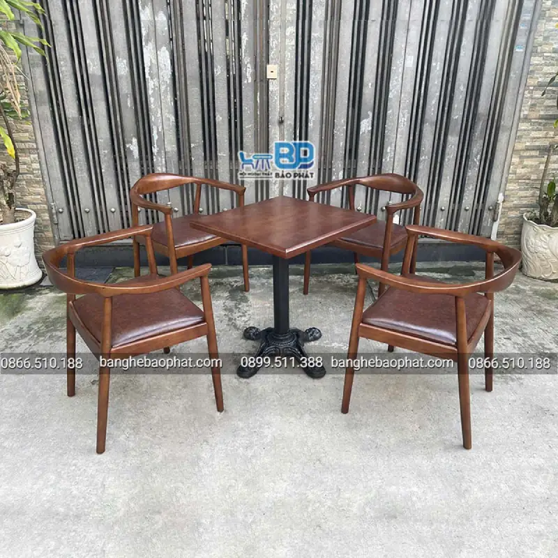 Bàn ghế trà sữa gỗ tự nhiên bền bỉ, có tính thẩm mỹ cao