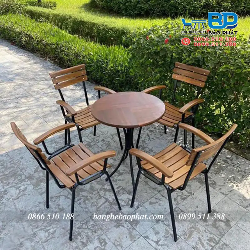 Làm sạch và bảo vệ chân sắt bàn ghế luôn sáng bóng