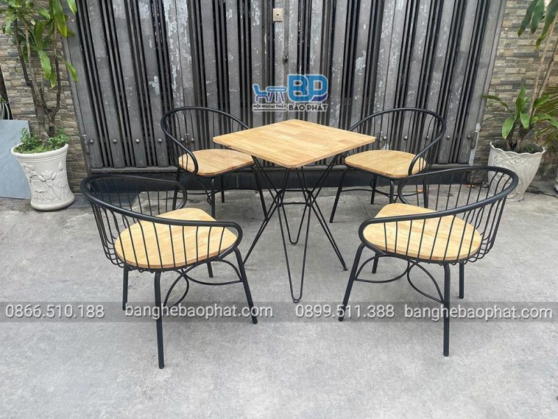 Bàn ghế sắt gỗ BGSBP062