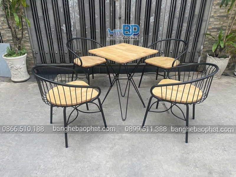 Ứng dụng của bộ bàn ghế sắt gỗ BGSBP062