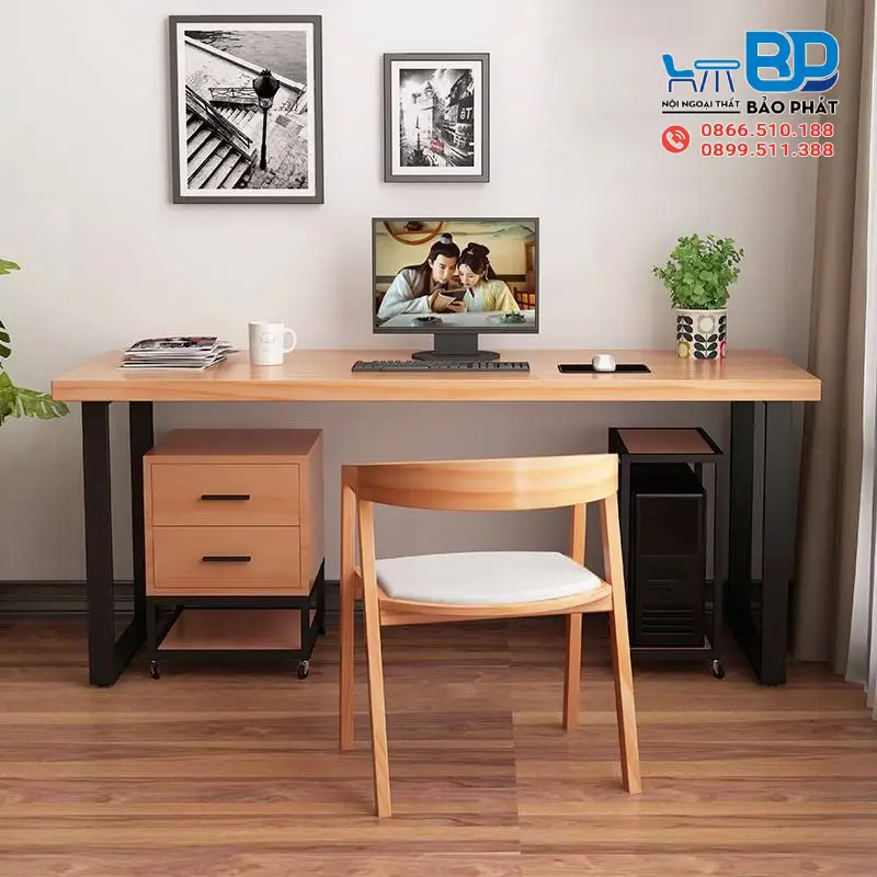 Bàn làm việc gỗ tự nhiên phong cách hiện đại