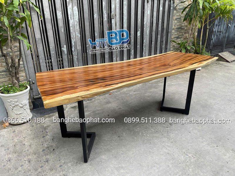 bàn me tây chân sắt dài 2 mét 2