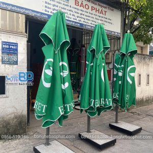 Dù che nắng 2.5 mét lệch tâm vuông