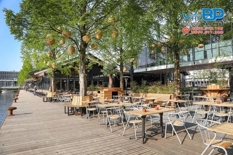 Top 10 Ý Tưởng Thiết Kế Quán Cafe Ven Sông Dẫn Đầu Xu Hướng 8 Thiết kế quán cafe ven sông hiện đại với không gian mở