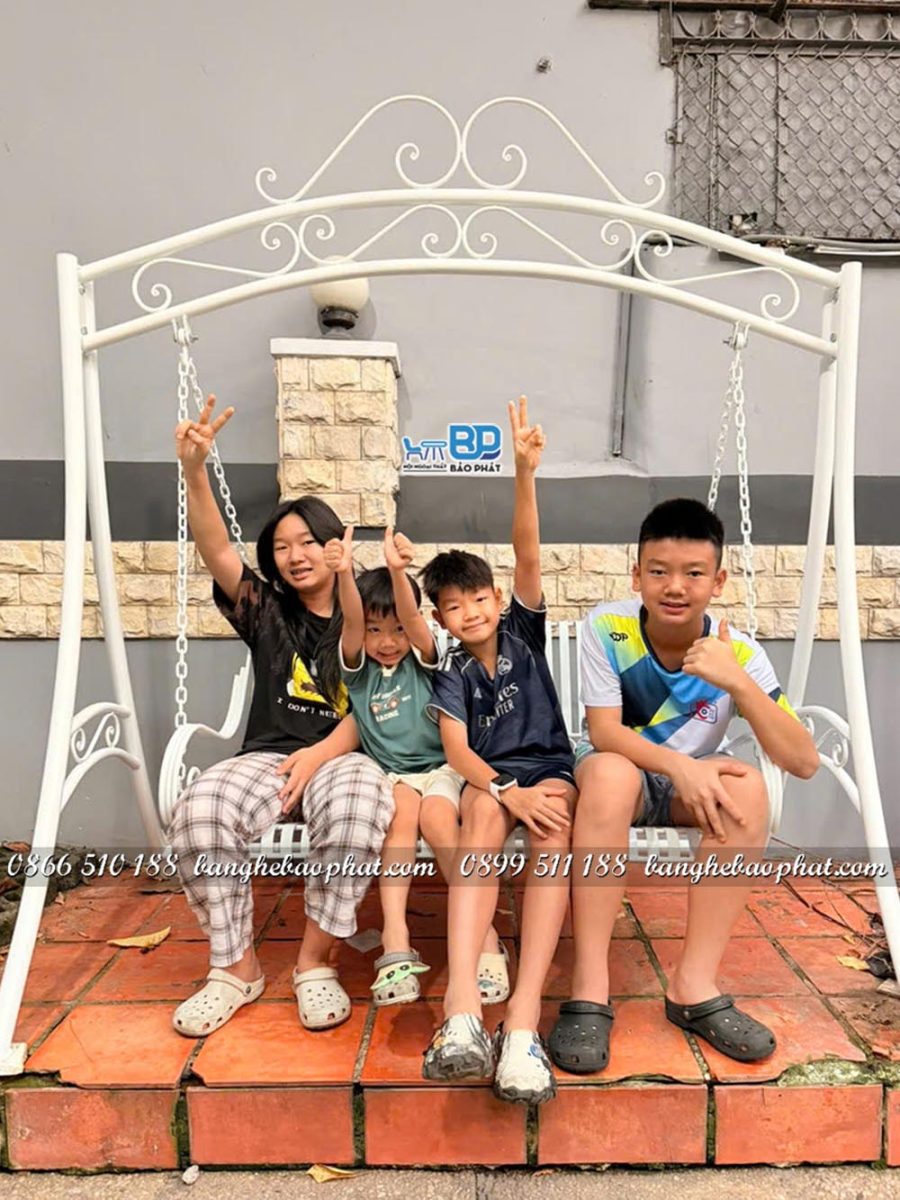 Xích đu sắt ngoài trời XĐSBP006