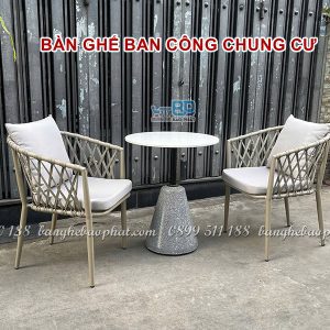 Bàn ghế ban công chung cư
