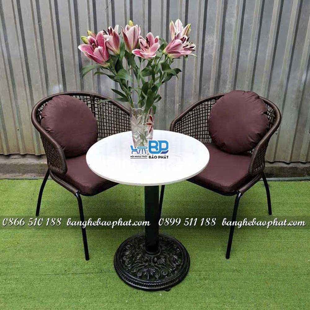 Bộ bàn ghế ban công khách sạn nhựa giả mây BGNGMBP092