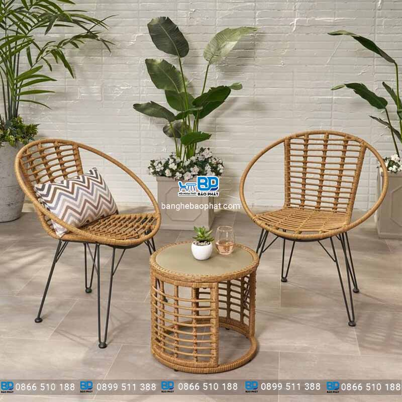 Bàn ghế ban công mây nhựa 2 ghế nhỏ gọn cực xinh
