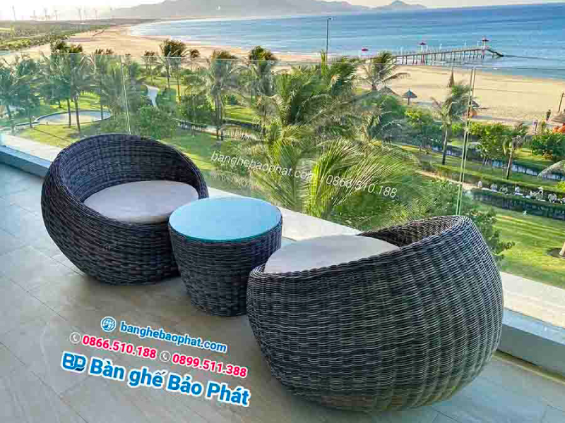 Bàn ghế ban công nhựa giả mây cho khách sạn nghỉ dưỡng