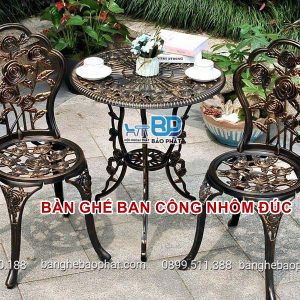 Bàn ghế ban công nhôm đúc