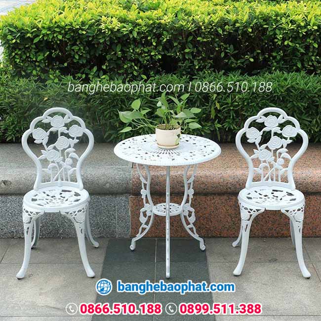 Bàn ghế ban công nhôm đúc BGNDBP011 