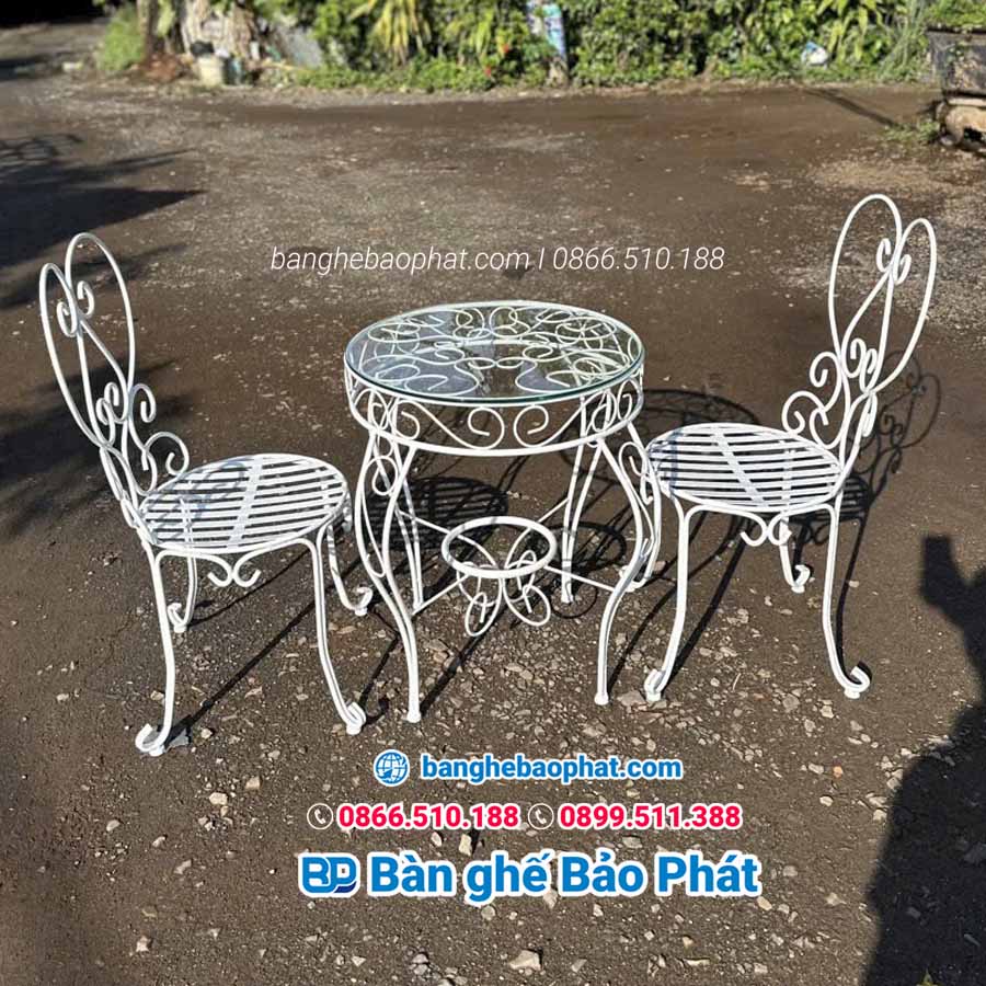 Bộ bàn ghế ban công sắt mỹ nghệ BGSMNBP004