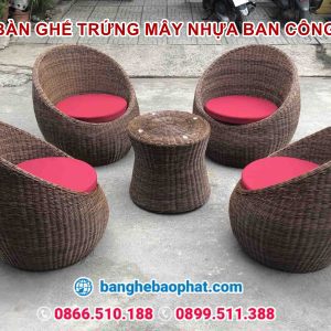 Bàn ghế trứng mây nhựa ban công