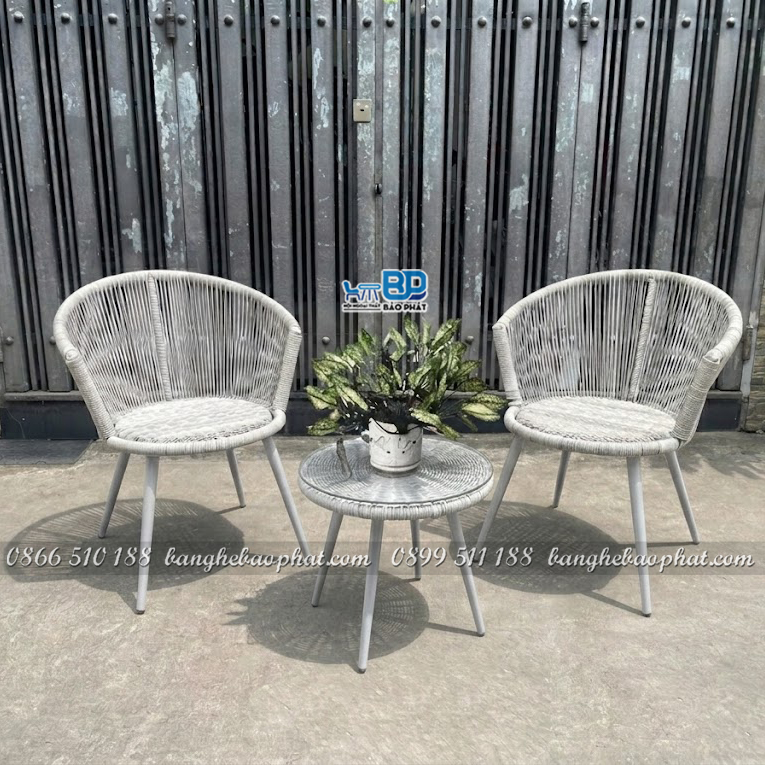 Bộ bàn ghế ban công chung cư mây nhựa khung sắt
