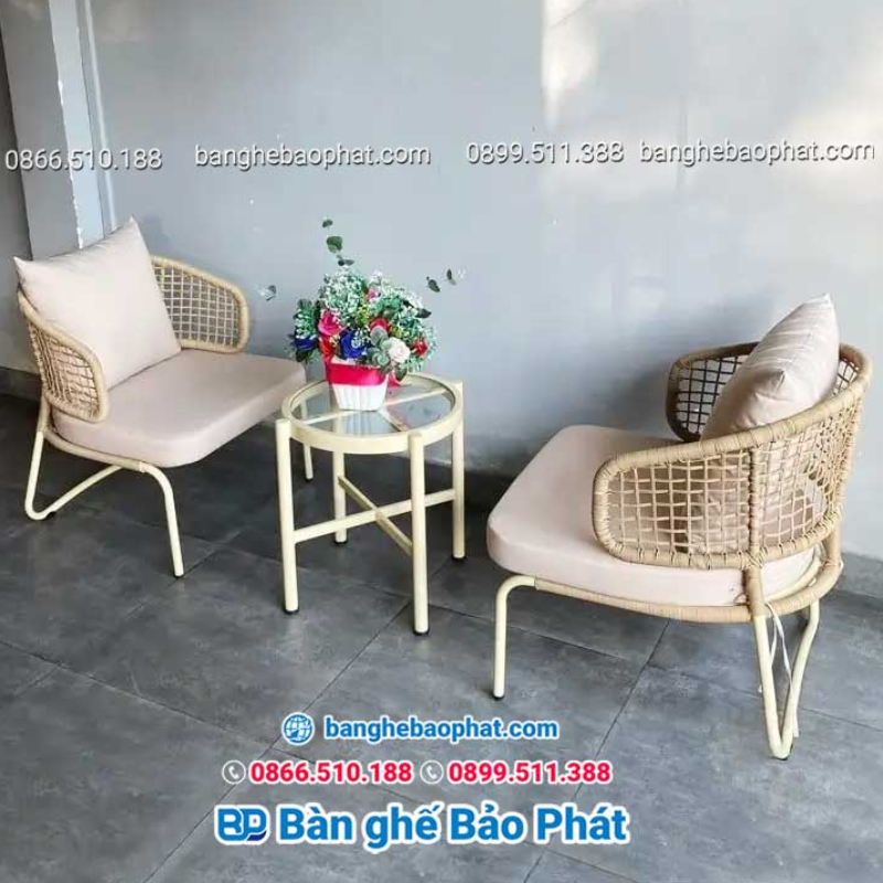 Bộ bàn ghế ban công mây nhựa 2 ghế 1 bàn nhỏ xinh cao cấp BGNGMBP055