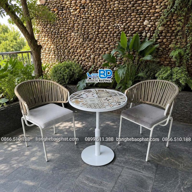 Bộ bàn ghế sắt sơn tĩnh điện đan dây dù BP2026 24 Bộ bàn ghế sắt sõn tĩnh điện đan dây dù BP2026
