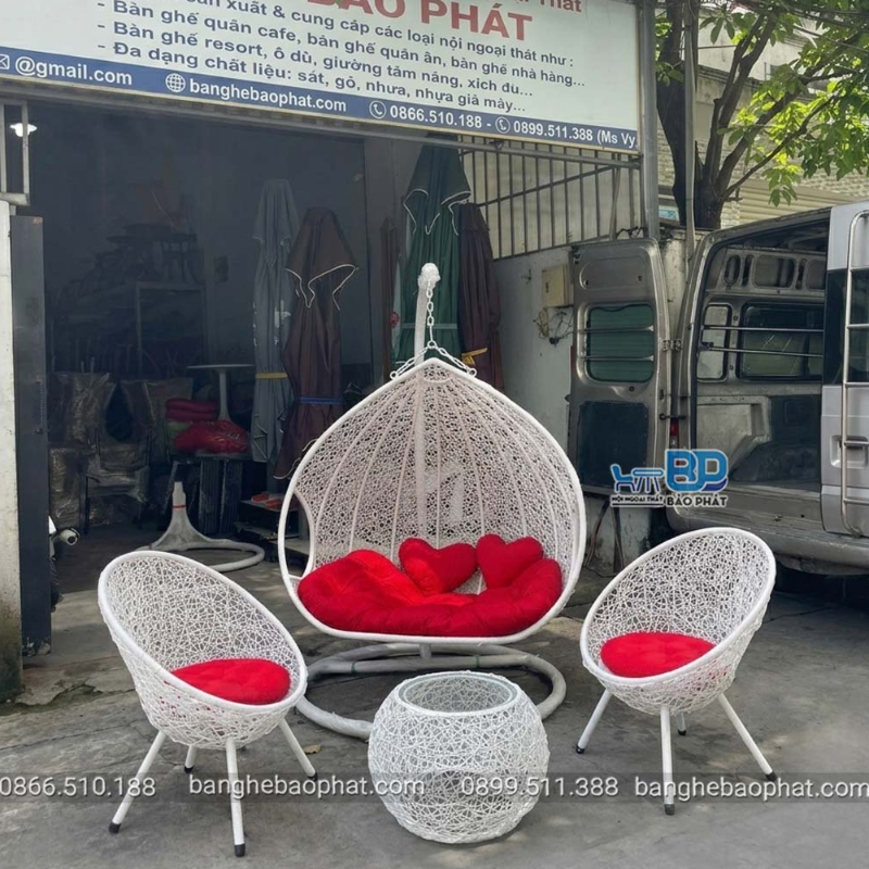 Bộ bàn ghế xích đu trứng mây nhựa ban công hai người ngồi