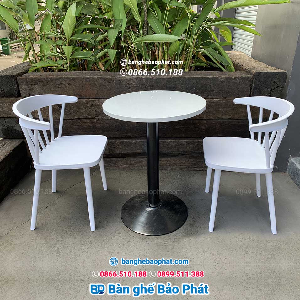 Ghế nhựa đúc 3004 dành cho ban công chung cư 