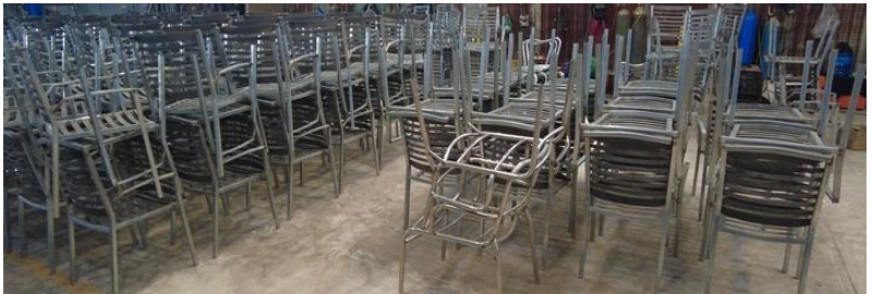 Khung bàn ghế mây nhựa ban công bằng kim loại bằng sơn tĩnh điện 