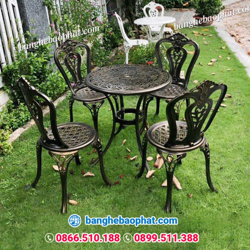 Kinh nghiệm chọn mua bàn ghế nhôm đúc ban công chuẩn chuyên gia