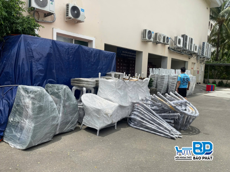 Hướng dẫn vệ sinh và bảo quản bàn ghế ban công mây nhựa bền lâu
