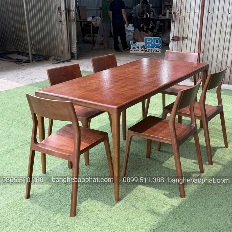 Bộ bàn ghế quán bia hơi bằng gỗ ghế November bàn Neva