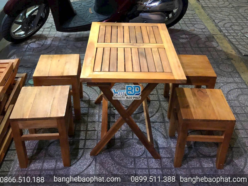 Bộ bàn ghế quán bún đậu bằng gỗ bàn xếp gọn
