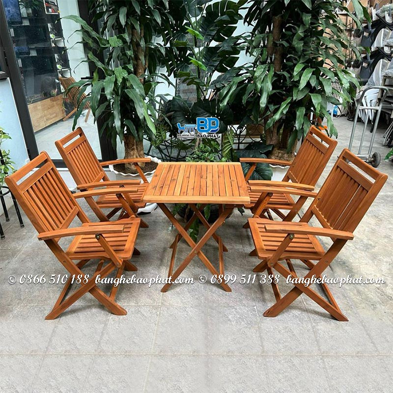 Bộ bàn ghế quán bún đậu bằng gỗ xếp gọn có tay tựa