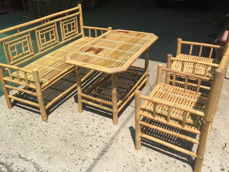 Đặc điểm của bàn ghế quán bún đậu