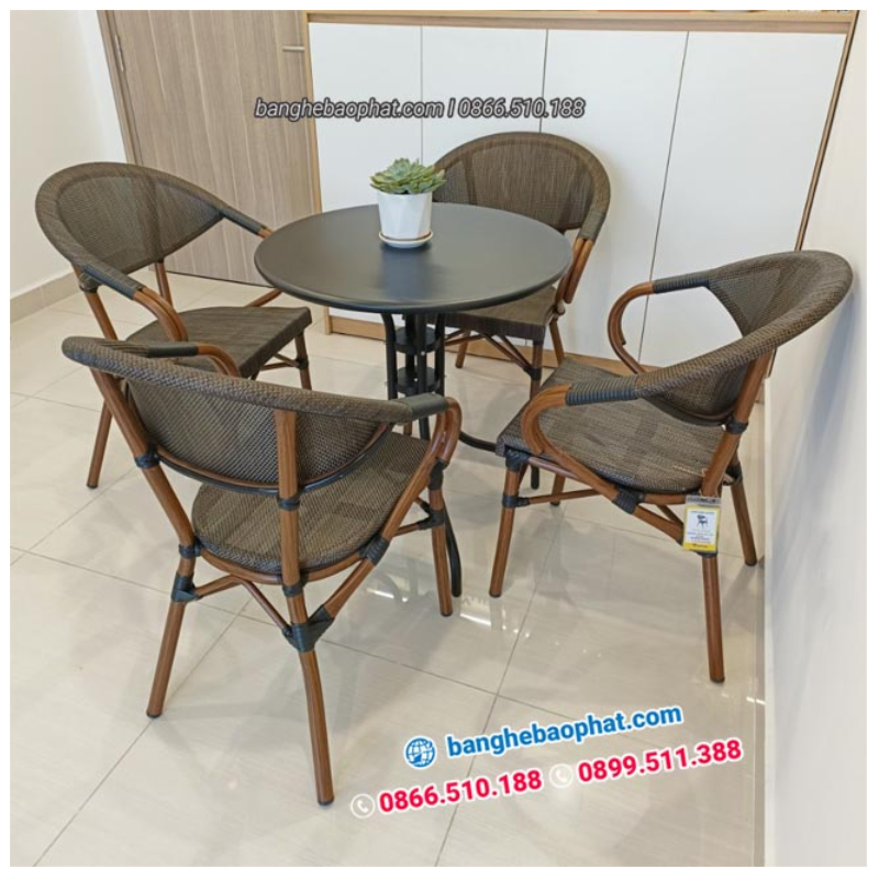Ghế ăn nhập khẩu là gì?