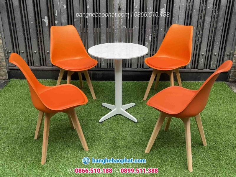 Ghế ăn nhập khẩu nhựa đúc chân gỗ 