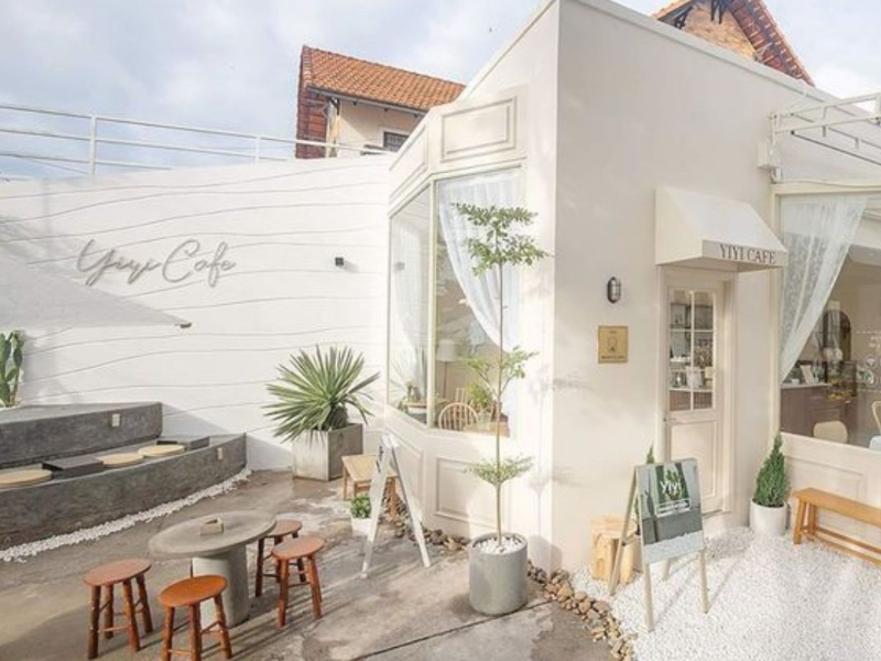 Phong cách địa trung hải cho quán cafe sân thượng