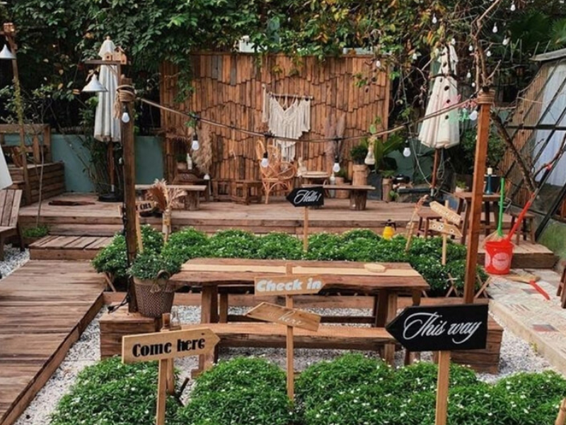 Thiết kế quán cafe sân vườn 100m2 phong cách Vintage hoài cổ