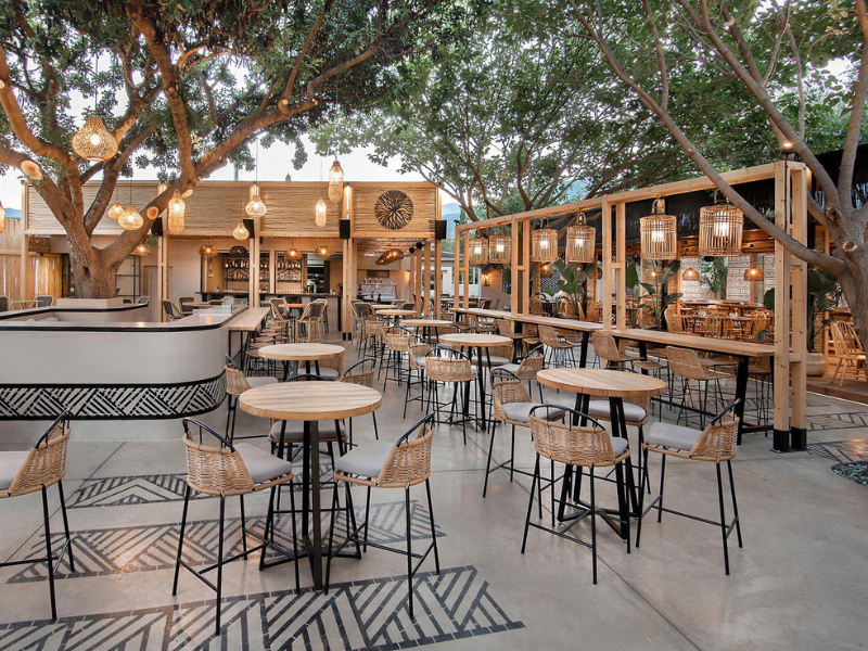 Mẫu thiết kế quán cafe sân vườn 100m2 phong cách Hiện Đại