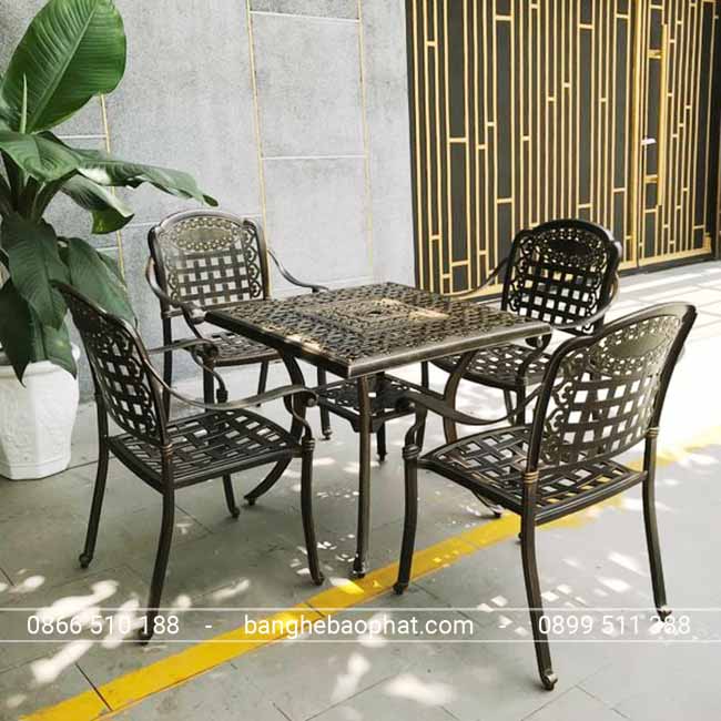 Bộ bàn ghế nhôm đúc nghệ thuật
