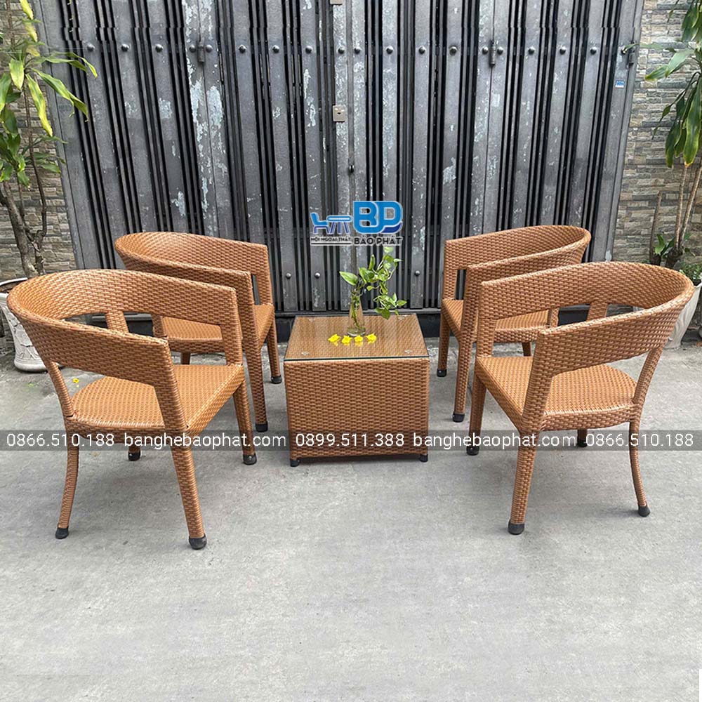 Bộ bàn ghế nhựa giả mây khung nhôm BGNGMBP084